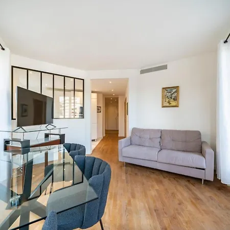公寓 Wonderful 2 Bedroom 戛纳