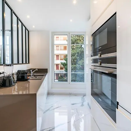 Wonderful 2 Bedroom 戛纳