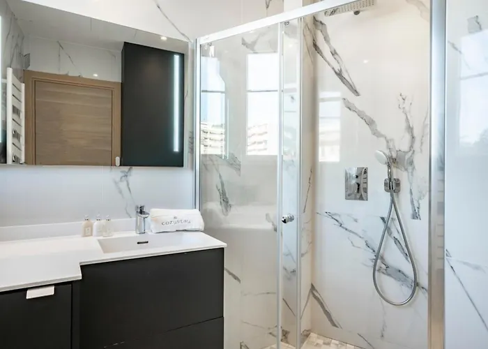 Wonderful 2 Bedroom *